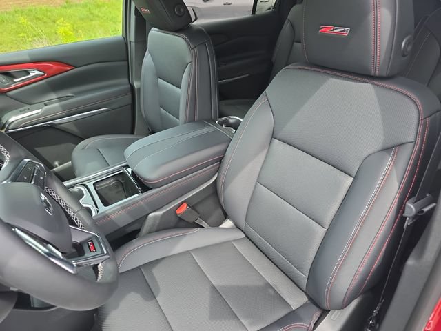 New 2026 Chevrolet Traverse Z71 w/ Enhanced Driving Package AWD/4WD image 18