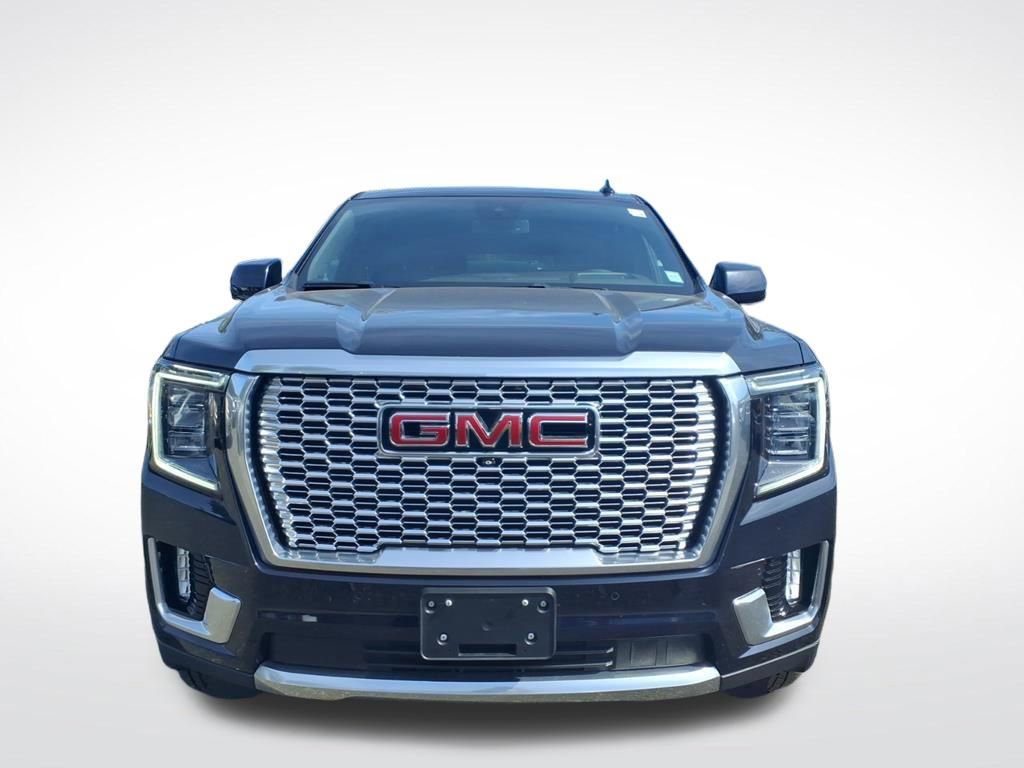 Used 2023 GMC Yukon XL Denali image 2