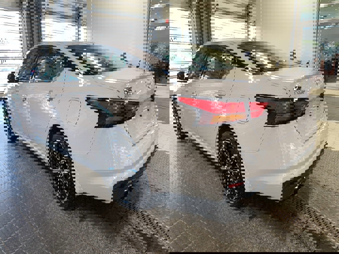 Used 2024 Nissan Altima 2.5 SR w/ SR Premium Package image 21