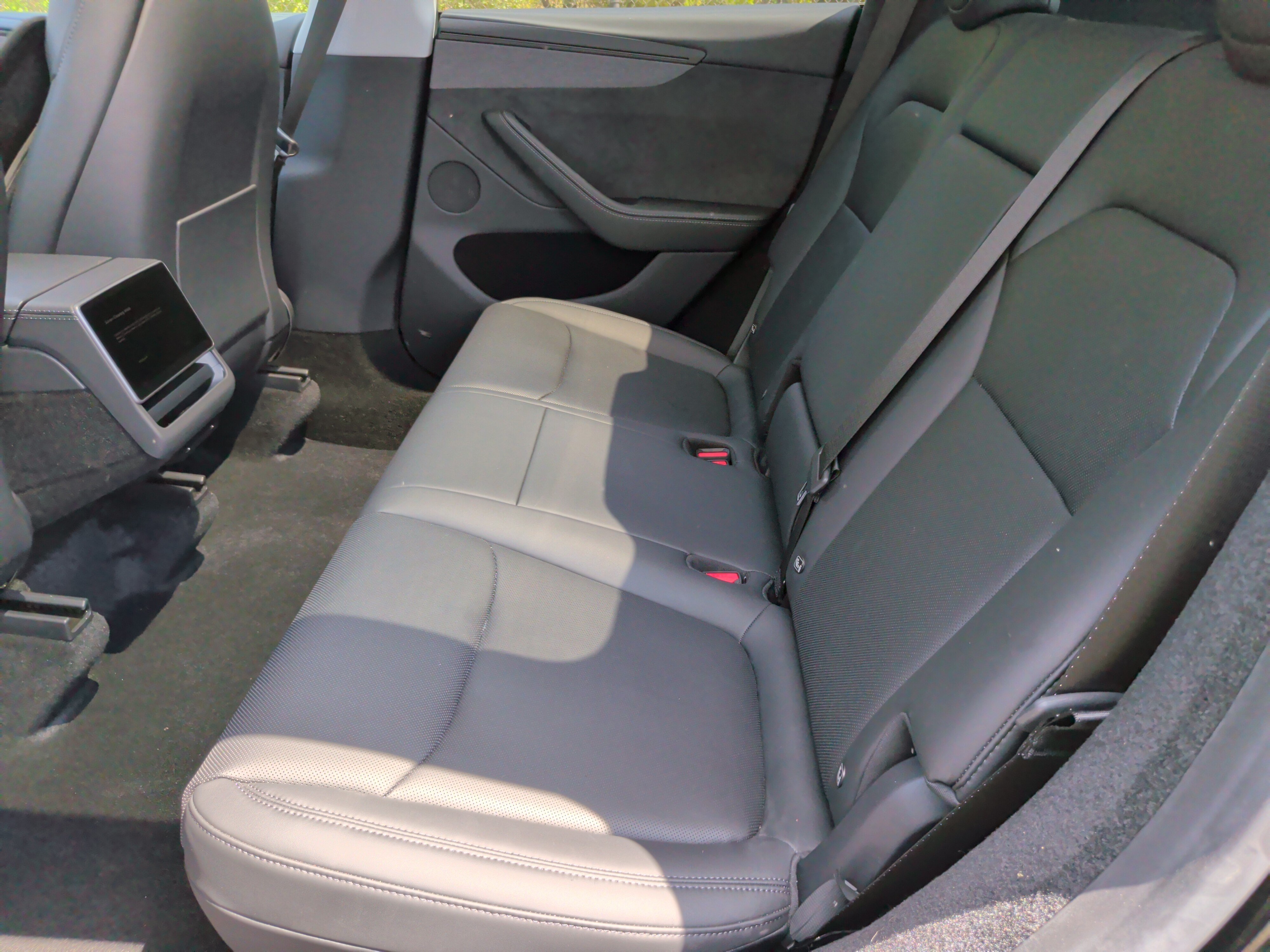 Used 2026 Tesla Model Y AWD image 34