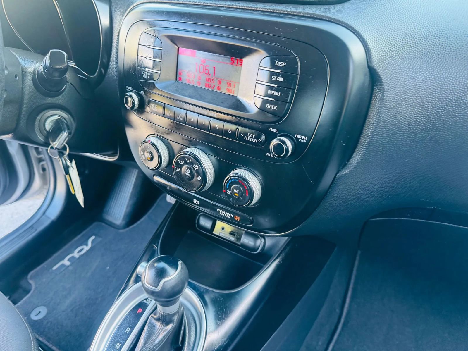 Used 2015 Kia Soul image 14