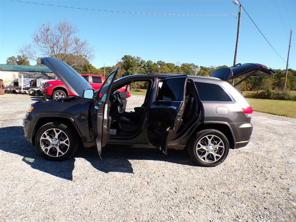 Used 2021 Jeep Grand Cherokee Overland image 17
