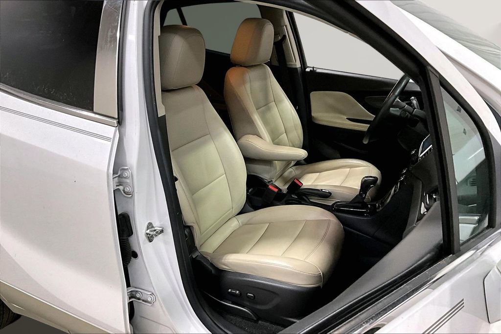 Used 2017 Buick Encore Premium w/ Experience Buick Package image 28