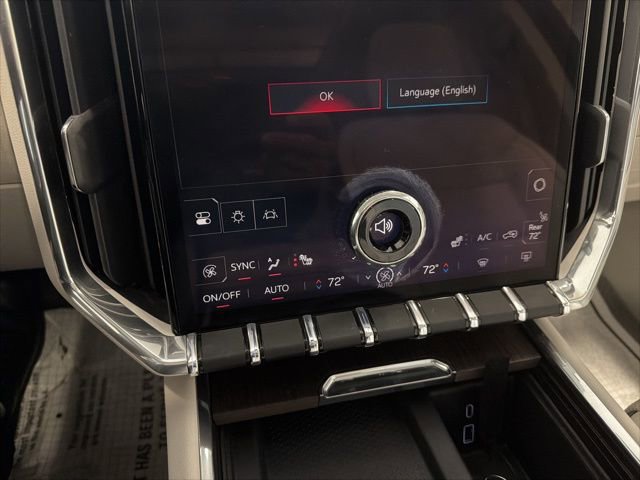 Used 2025 GMC Acadia Denali w/ Super Cruise Package image 32