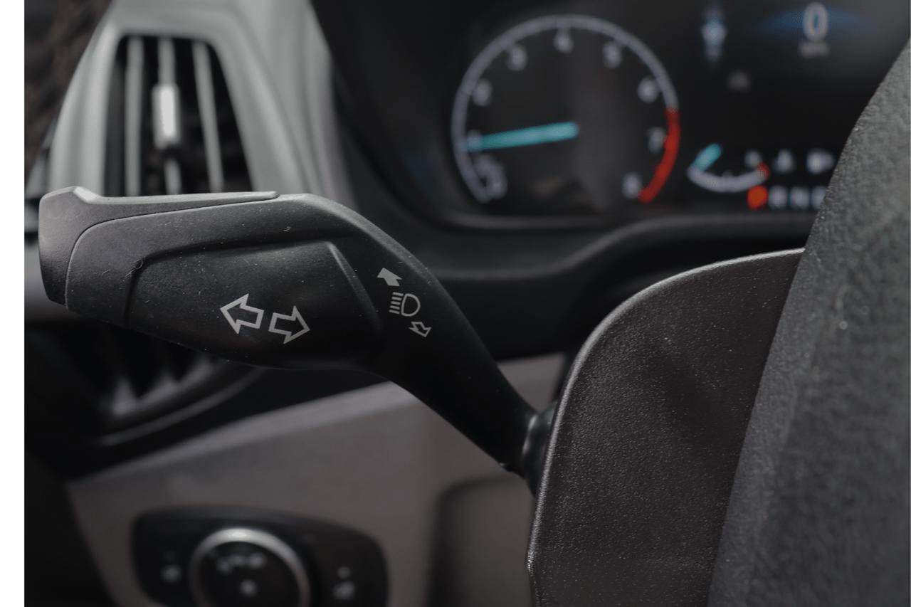 Used 2019 Ford Transit Connect XL image 34