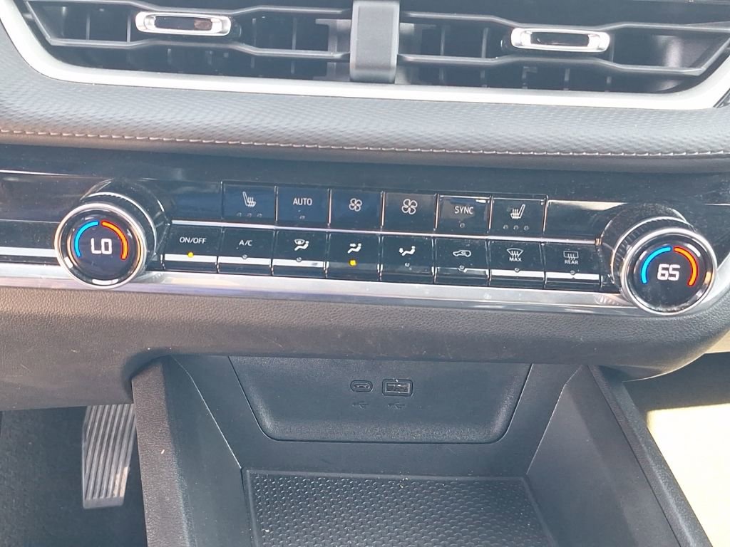 Certified 2025 Chevrolet Equinox LT w/ Convenience Package II image 34