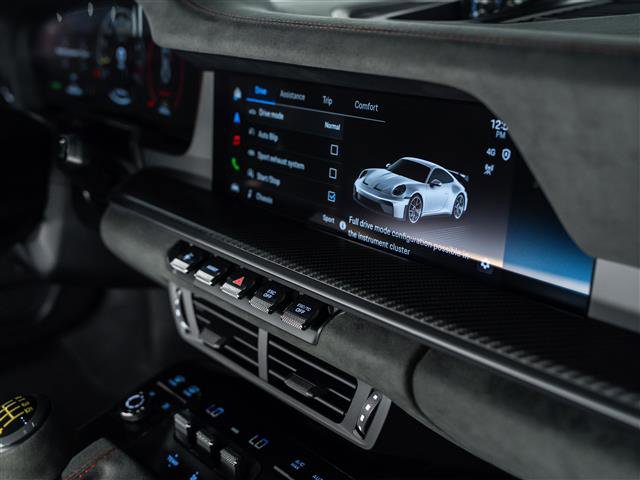 Certified 2025 Porsche 911 GT3 image 31