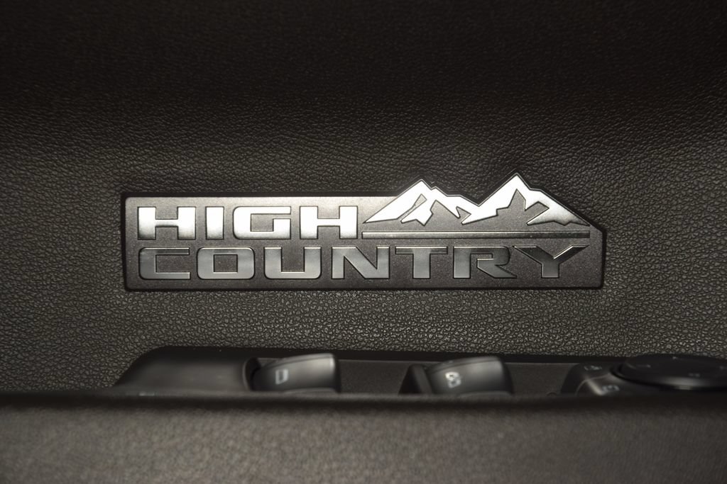 Used 2023 Chevrolet Silverado 1500 High Country w/ High Country Premium Package AWD/4WD image 53
