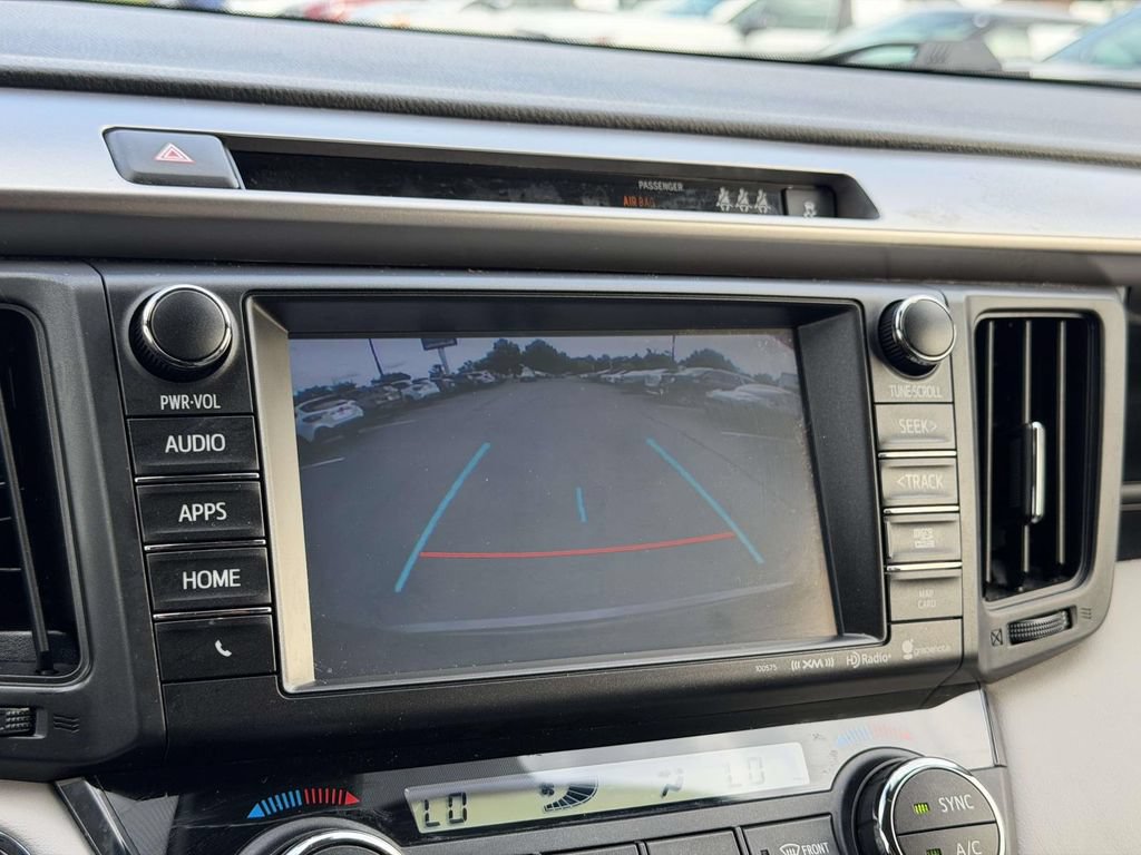 Used 2018 Toyota RAV4 XLE AWD/4WD image 23