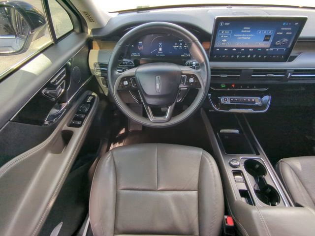 Used 2023 Lincoln Corsair Reserve image 19