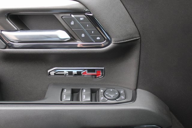 Used 2024 GMC Sierra 1500 AT4 w/ Technology Package image 38