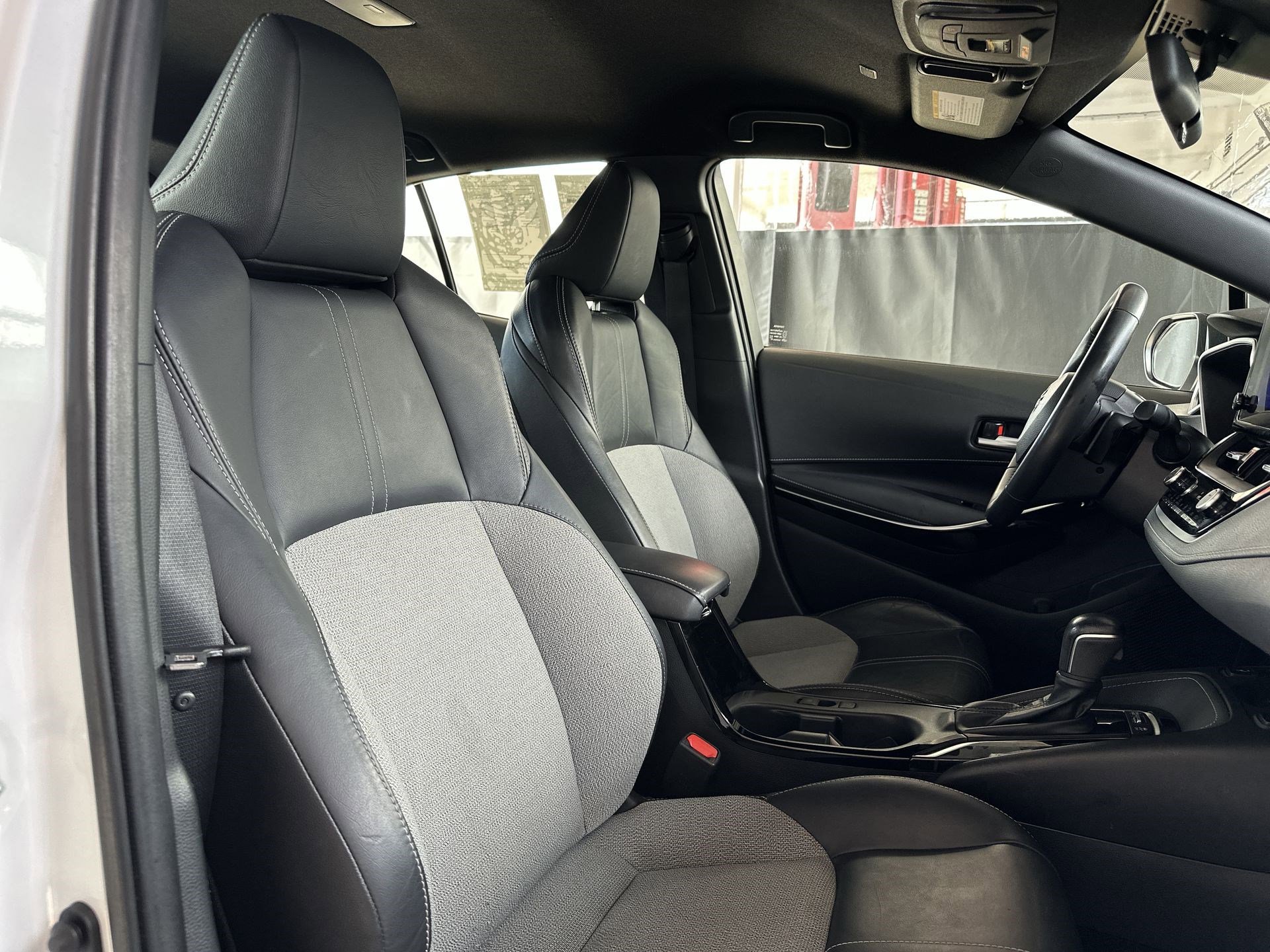 Used 2023 Toyota Corolla XSE image 26