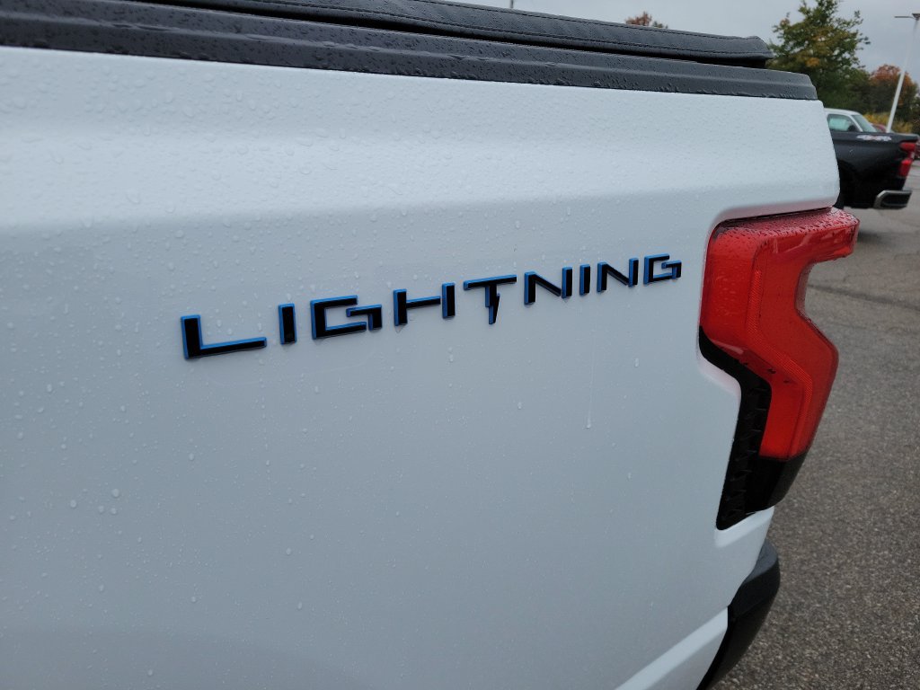 Used 2023 Ford F150 Lightning Pro AWD/4WD image 30