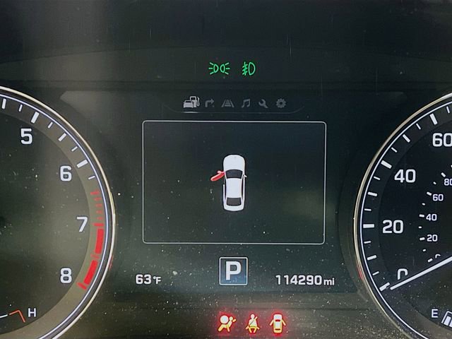 Used 2017 Genesis G80 3.8 w/ Option Group 03 image 10