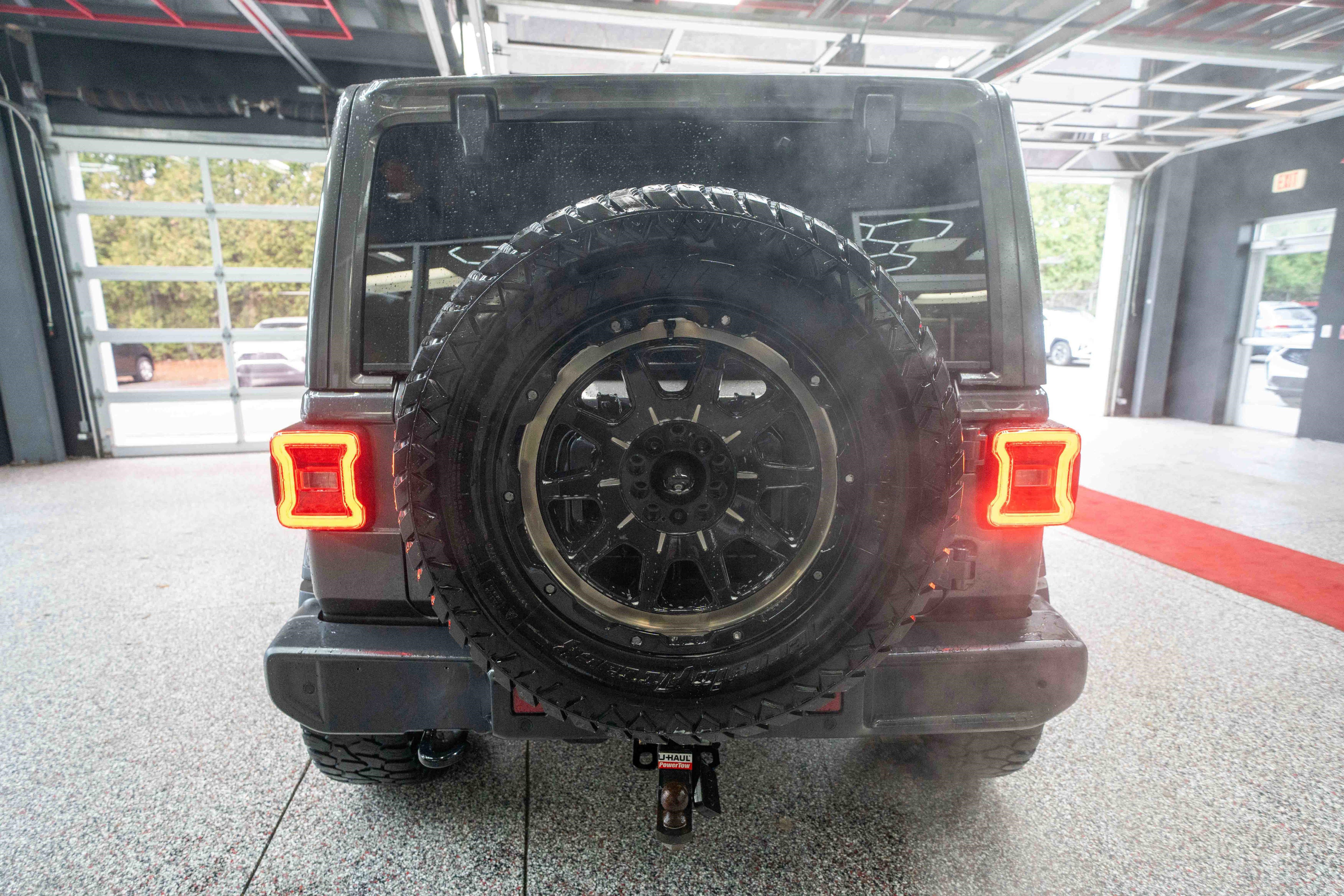 Used 2019 Jeep Wrangler Unlimited Sahara w/ Quick Order Package 24M Moab image 3