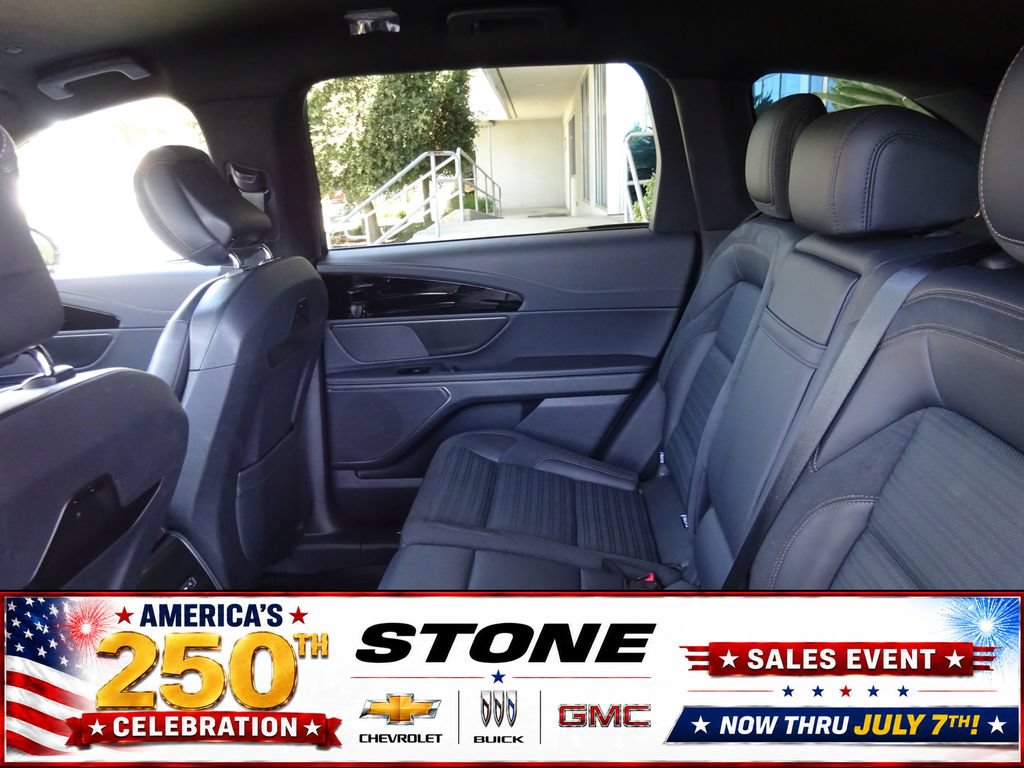 Used 2024 Lincoln Nautilus Reserve w/ Jet Appearance Package (87T) AWD/4WD image 19