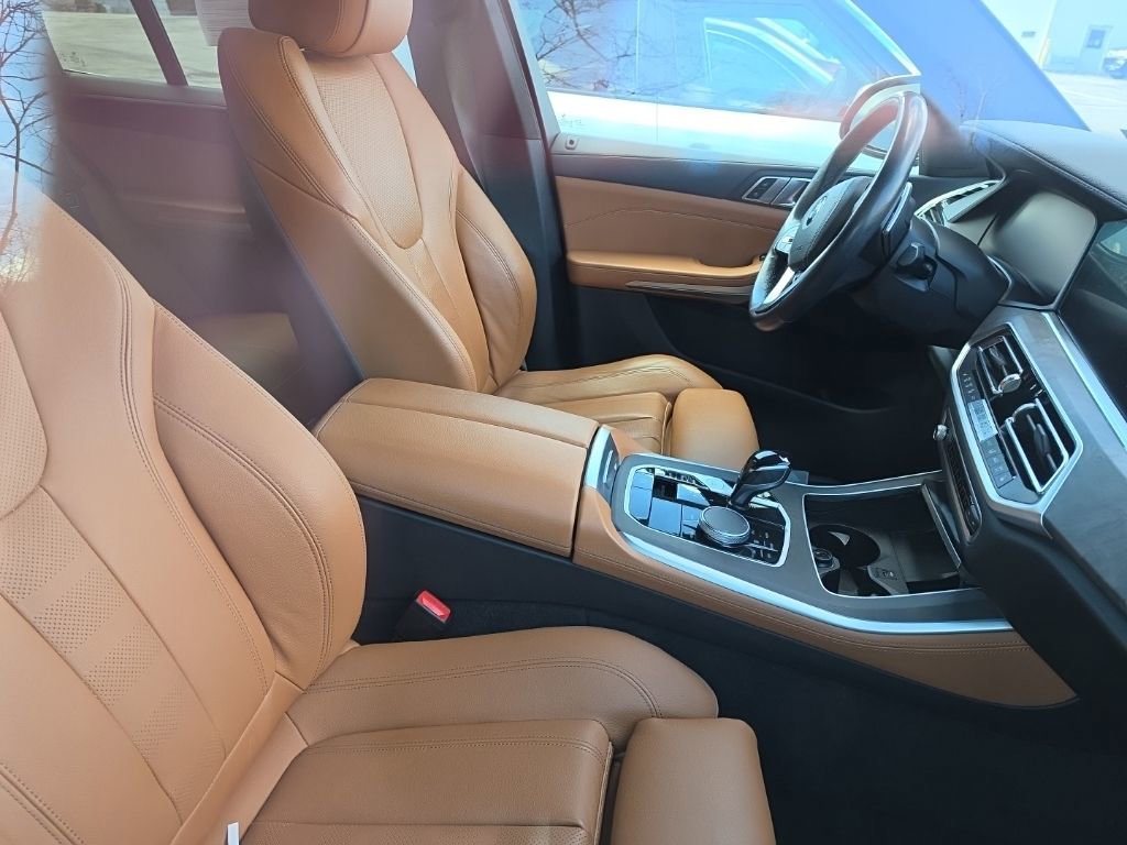 Used 2022 BMW X5 xDrive40i w/ Premium Package AWD/4WD image 24