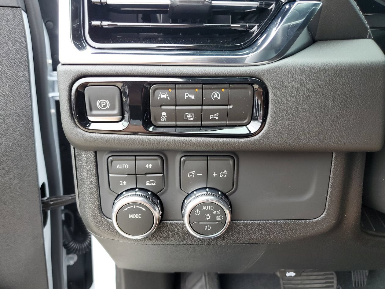 New 2026 GMC Yukon XL Denali w/ Sun & Power Step Package AWD/4WD image 29