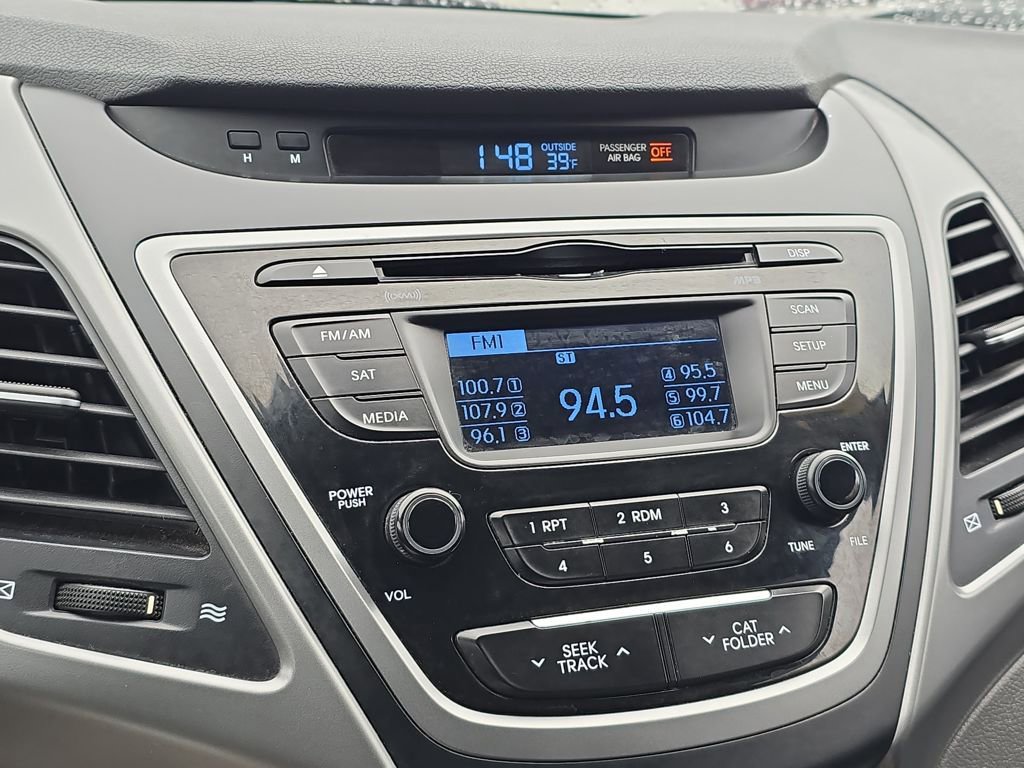 Used 2016 Hyundai Elantra SE image 13