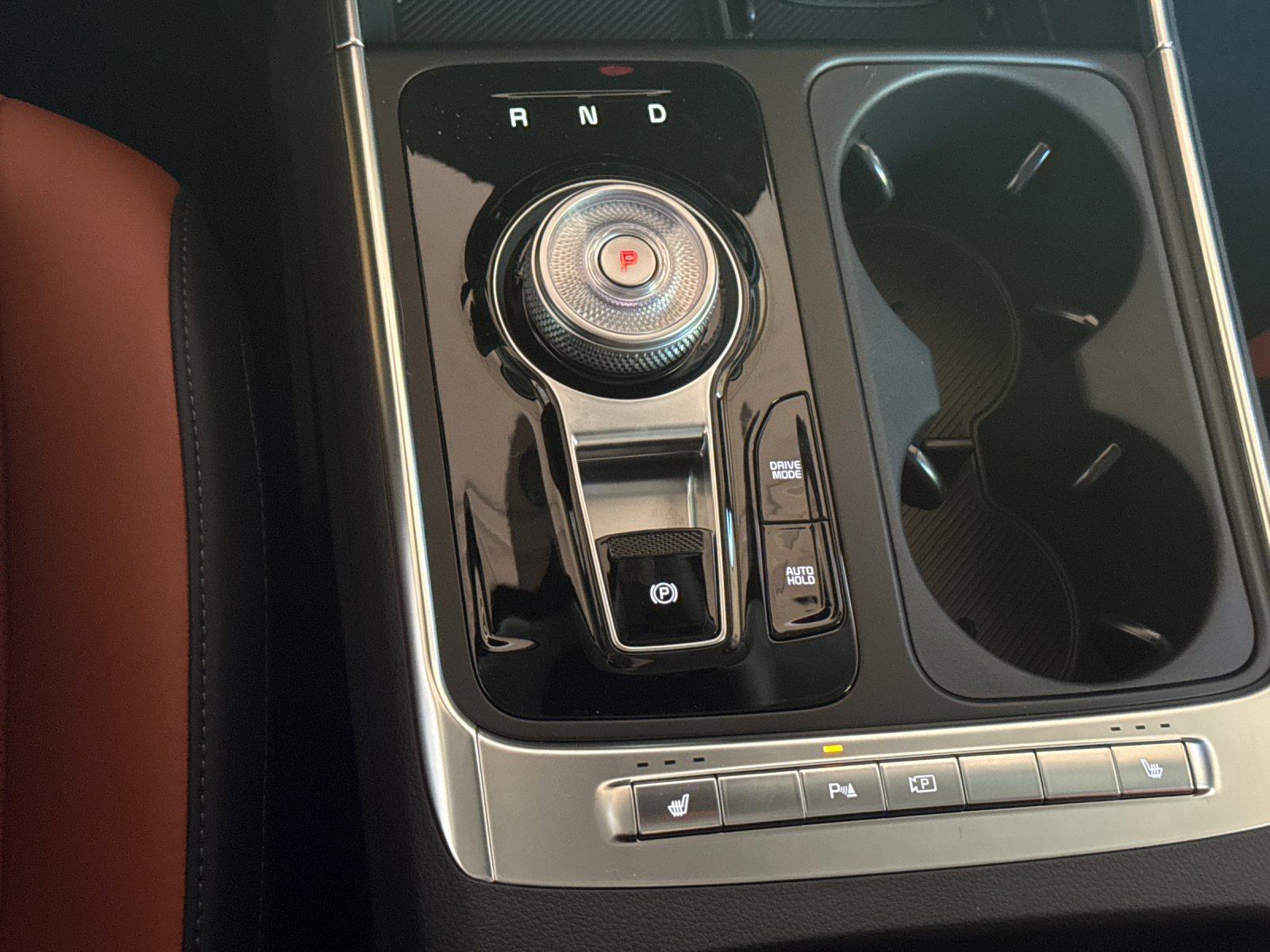 New 2026 Kia Carnival EX FWD image 23