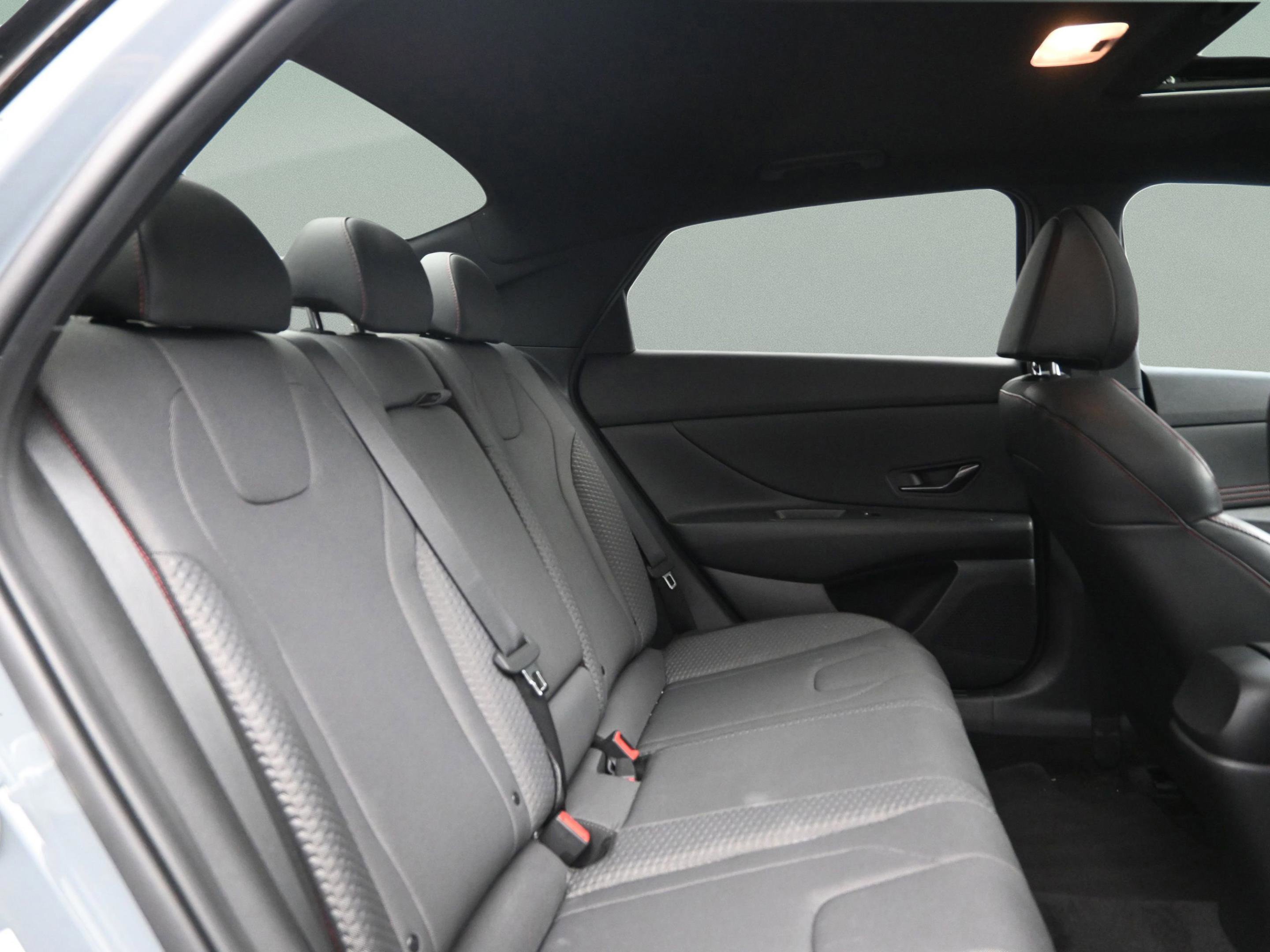 Used 2023 Hyundai Elantra N Line image 33