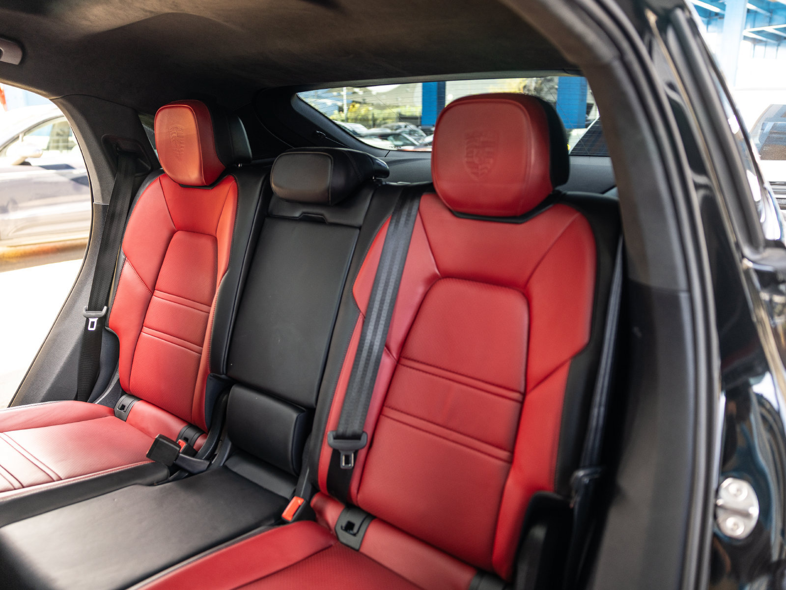 Certified 2025 Porsche Cayenne GTS AWD/4WD image 47