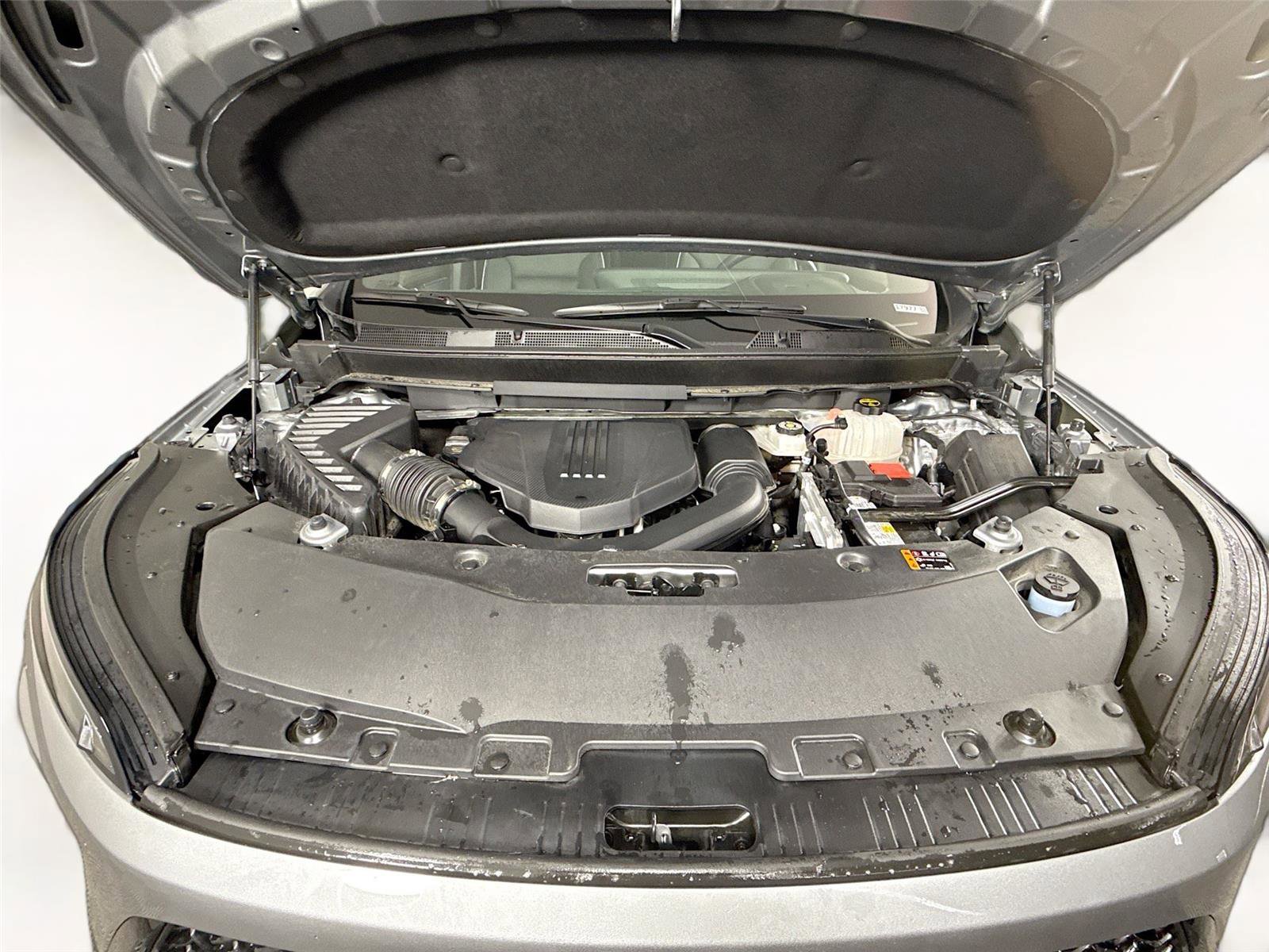 Used 2025 Buick Enclave Sport Touring AWD/4WD image 3