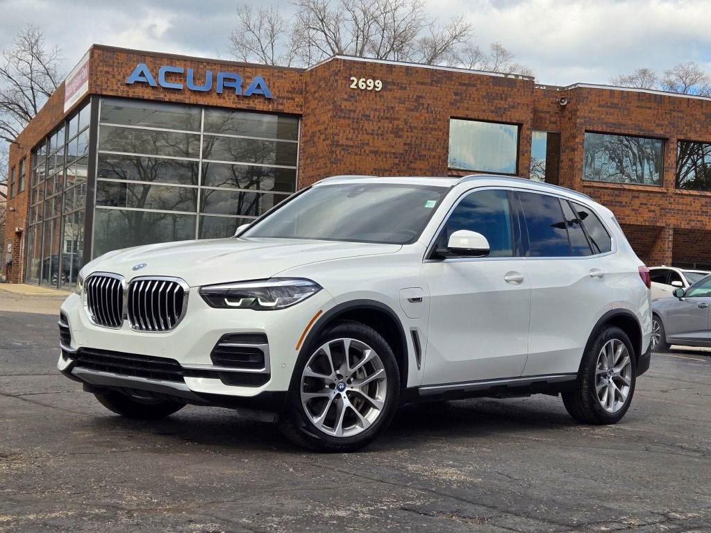 Used 2023 BMW X5 xDrive45e w/ Climate Comfort Package AWD/4WD image 38