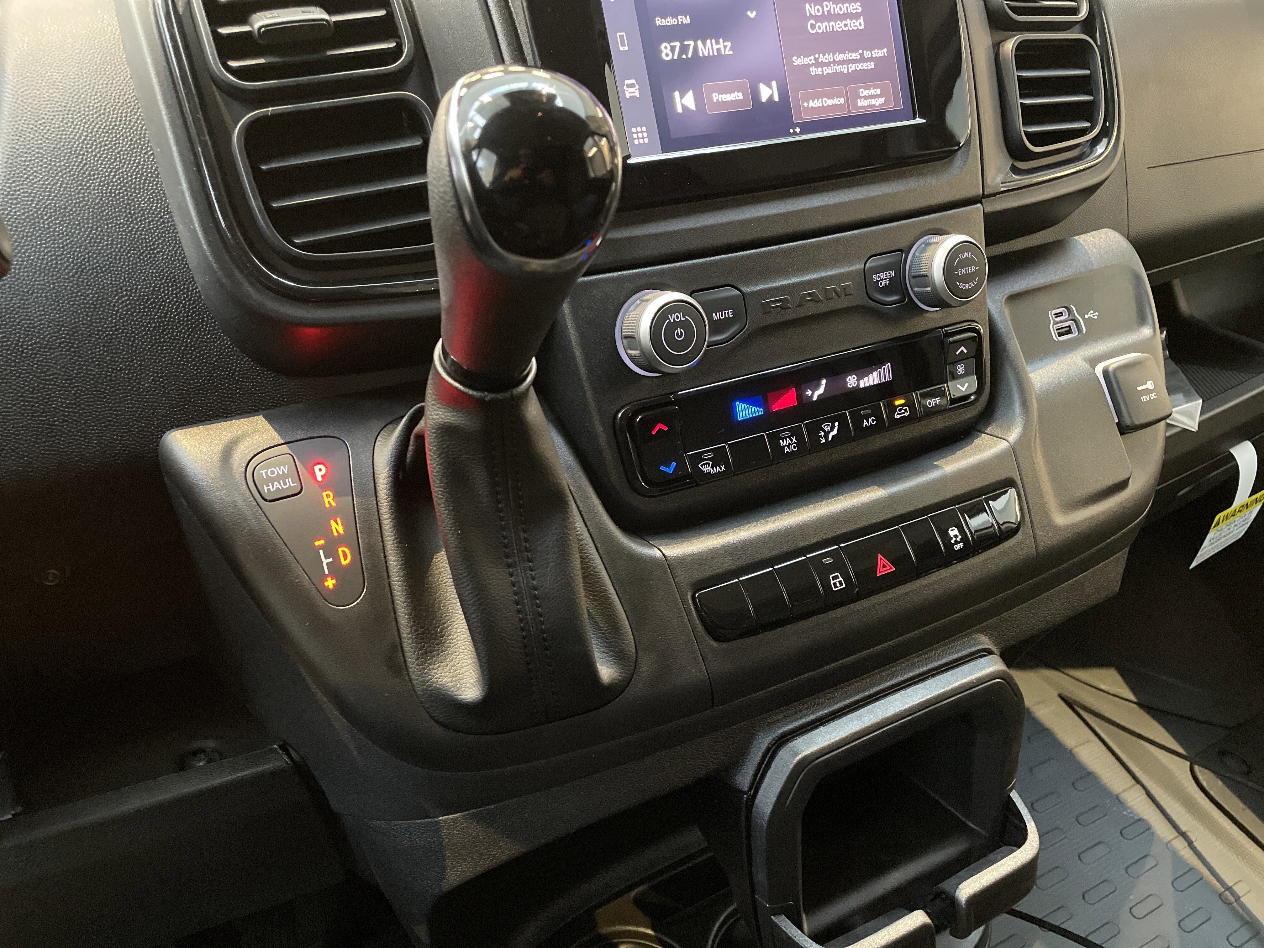 Used 2025 RAM ProMaster 2500 image 29