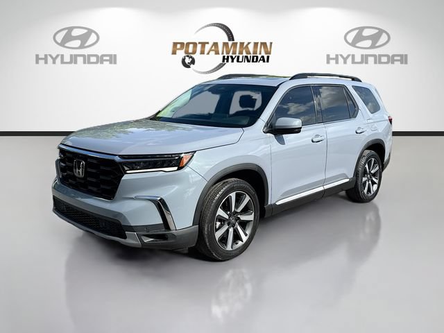 Used 2024 Honda Pilot Touring video 1