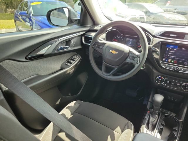 Used 2021 Chevrolet TrailBlazer LT w/ Convenience Package FWD image 22