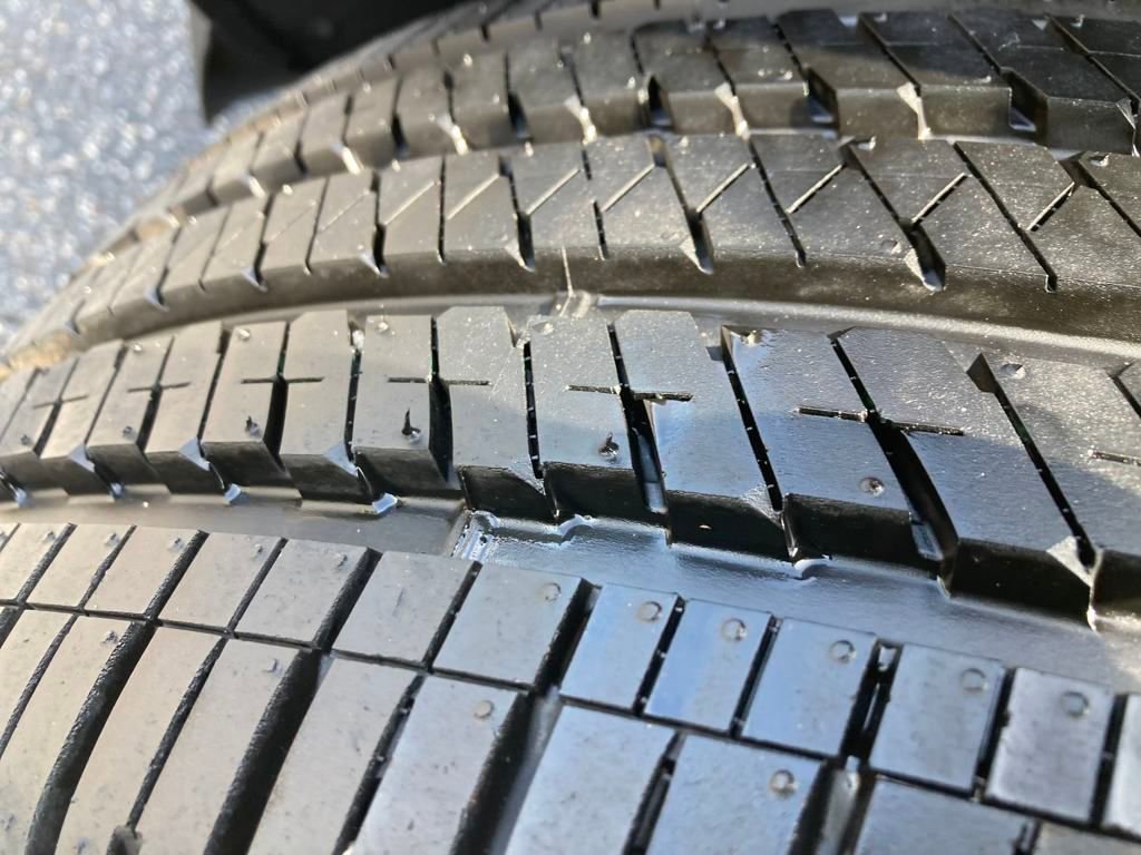 New 2024 Jeep Grand Cherokee Limited 4xe w/ Luxury Tech Group II image 24