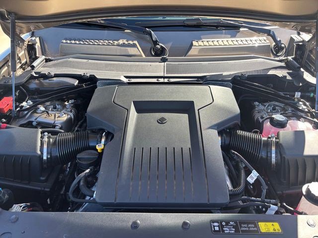 New 2026 Land Rover Defender 110 OCTA image 23