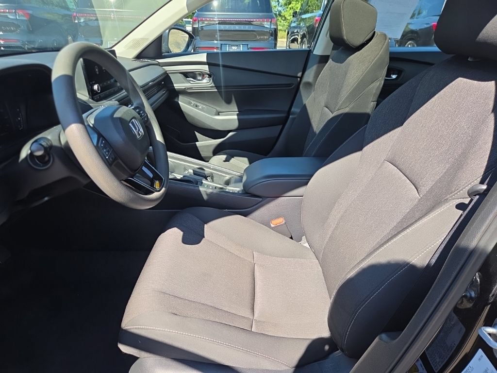 Used 2024 Honda Accord EX image 29