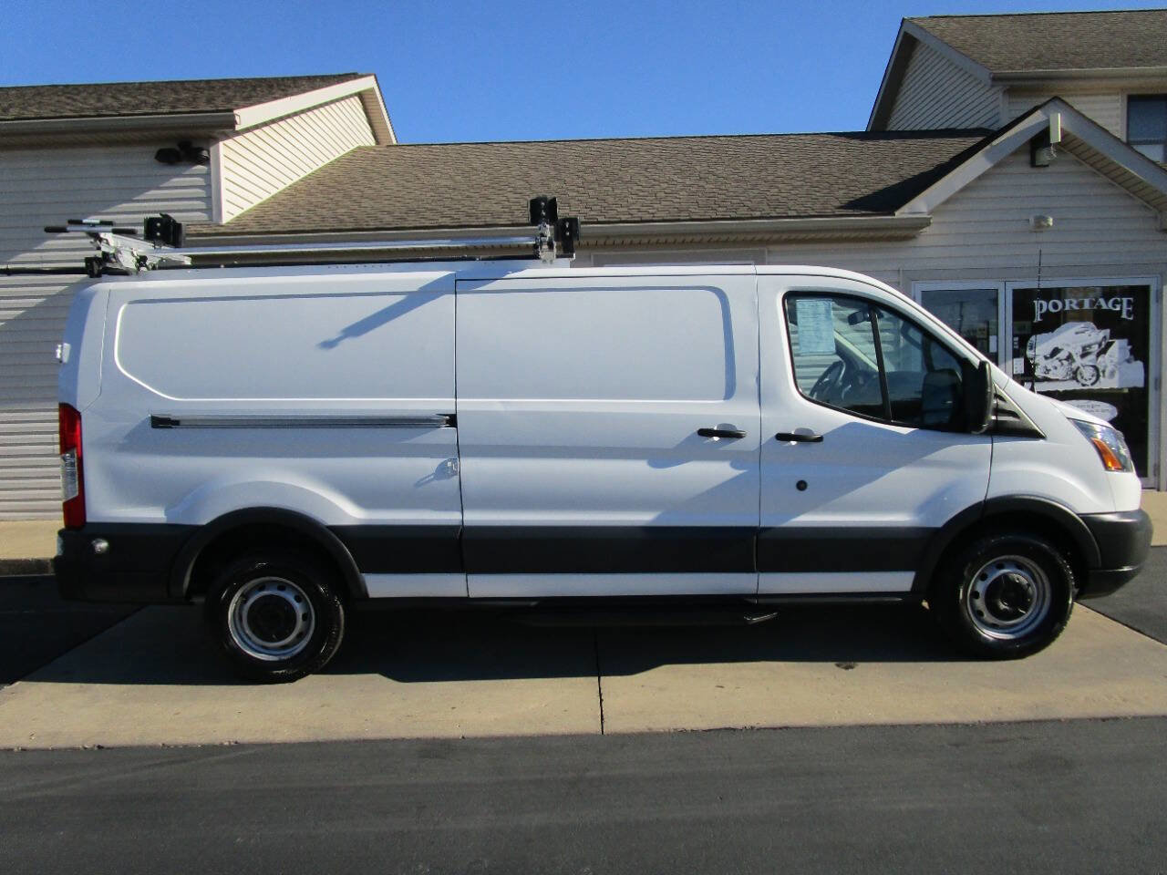 Used 2018 Ford Transit 350 148 Low Roof image 2