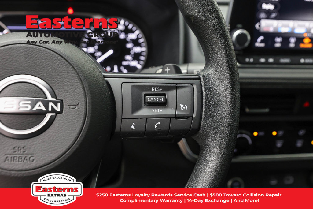Used 2023 Nissan Rogue S AWD/4WD image 17