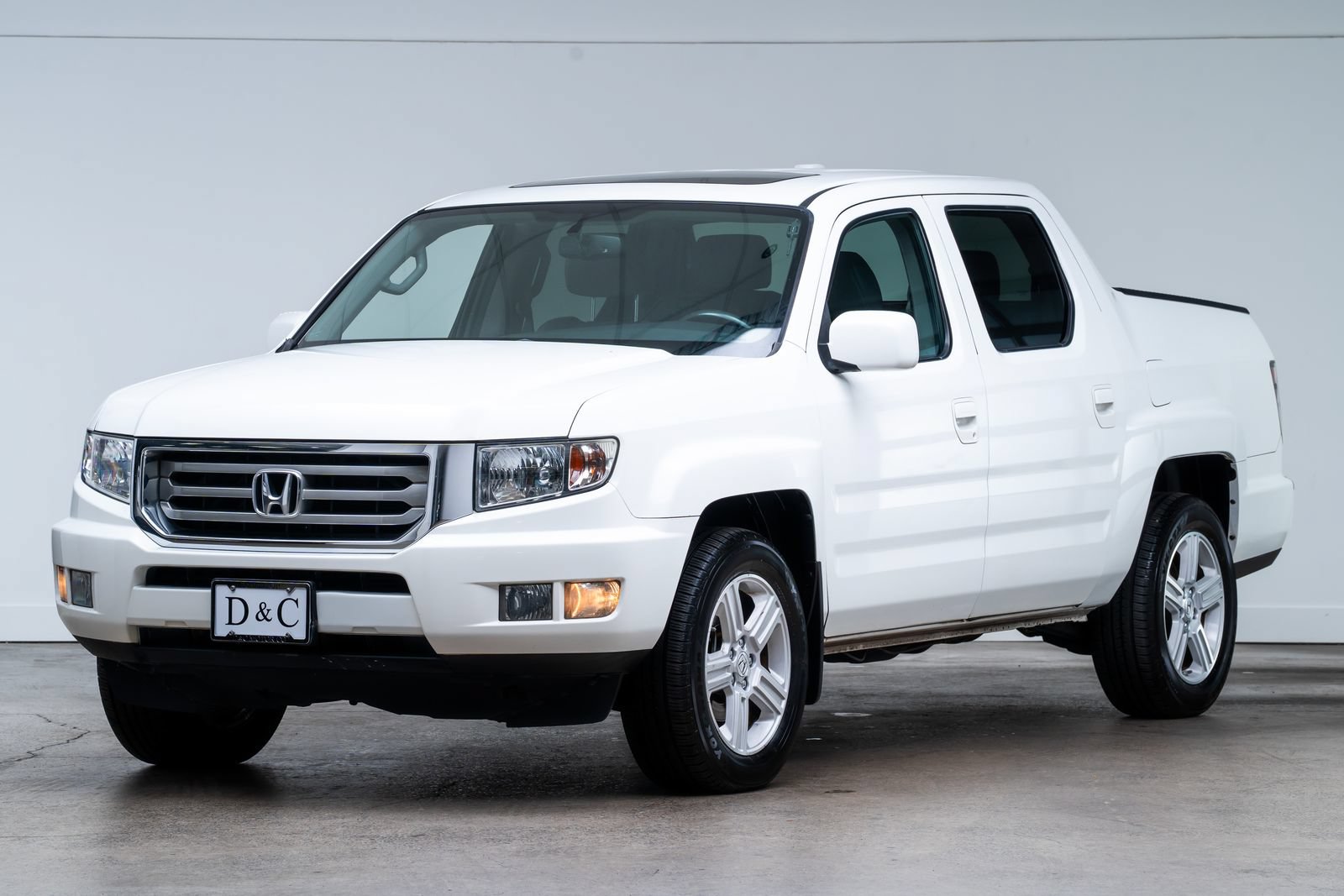 Used 2014 Honda Ridgeline RTL image 2