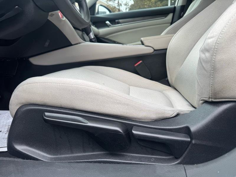 Used 2019 Honda Accord LX image 21