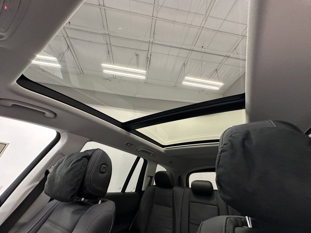 New 2026 Mercedes-Benz GLS 450 4MATIC image 36