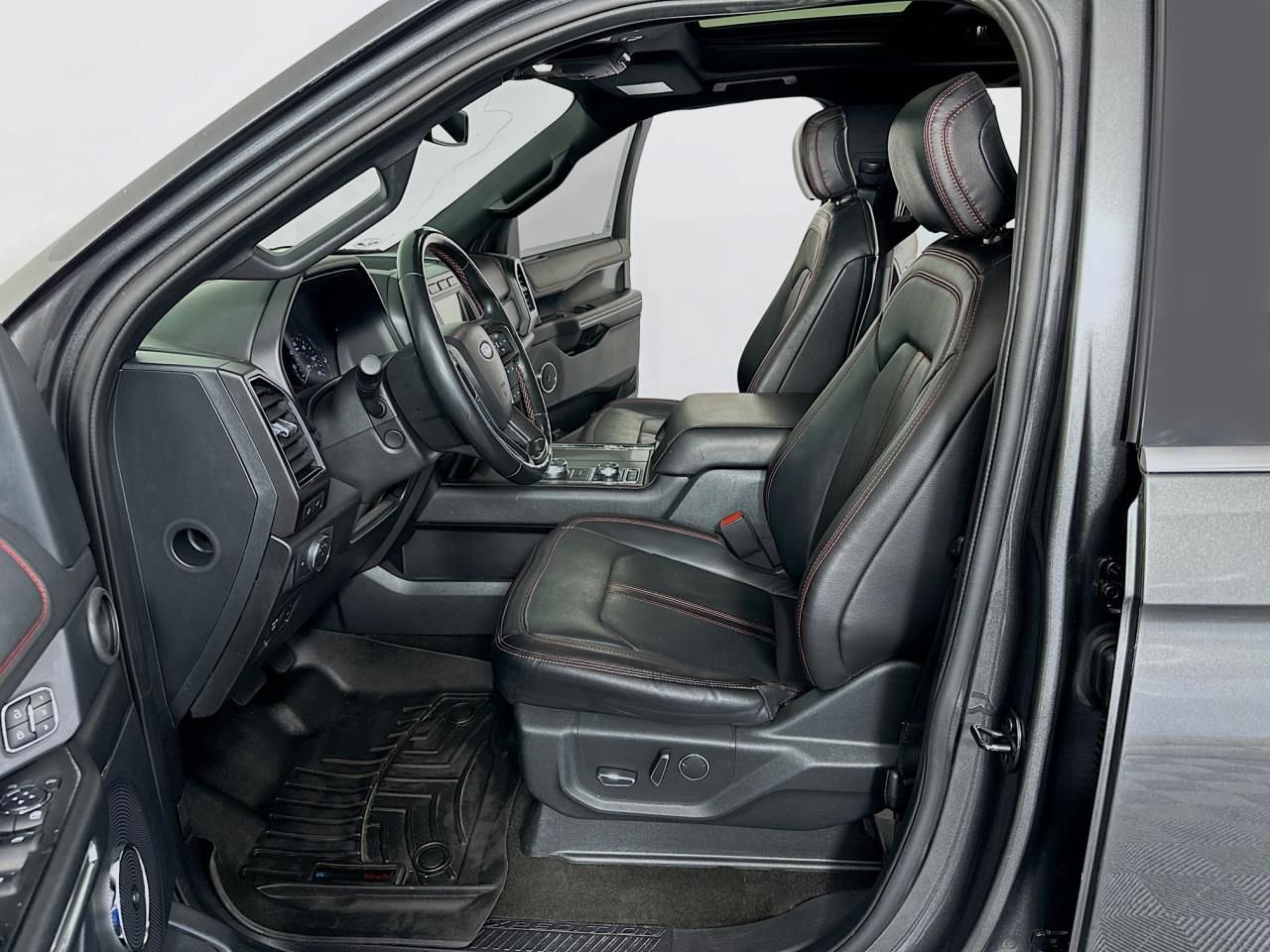 Used 2020 Ford Expedition Limited w/ Equipment Group 303A image 27