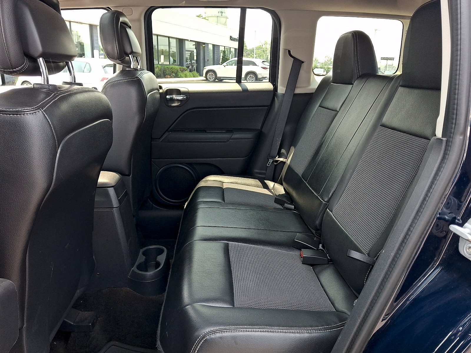 Used 2014 Jeep Patriot Latitude w/ Freedom Edition Package FWD image 12