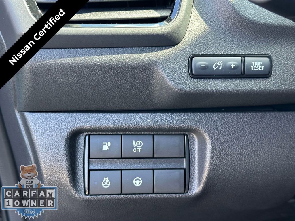 Certified 2024 Nissan Leaf SV Plus image 20