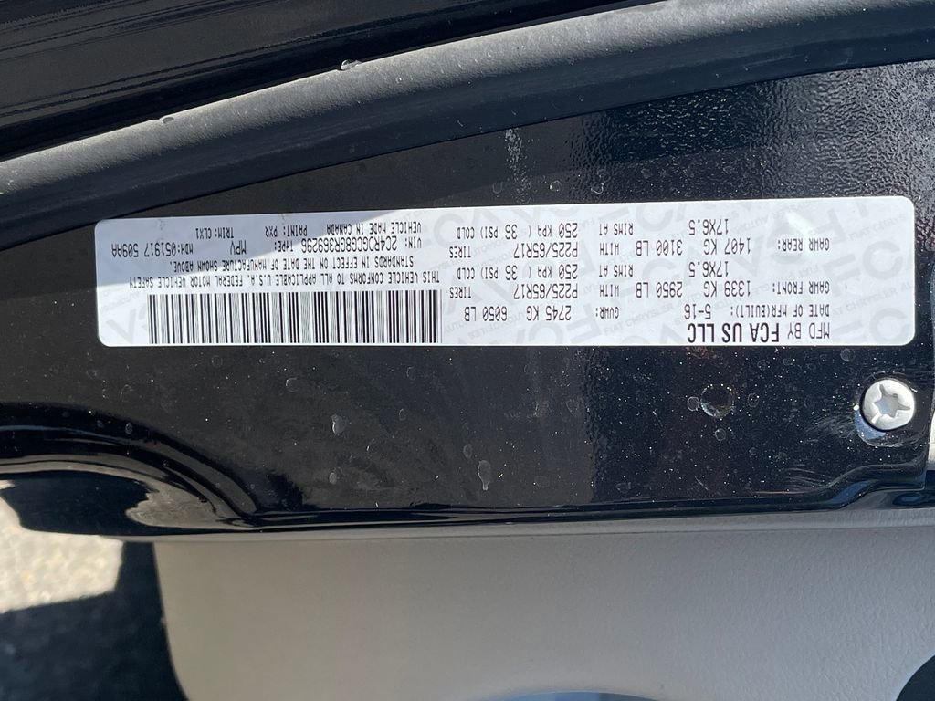 Used 2016 Dodge Grand Caravan SXT FWD image 30