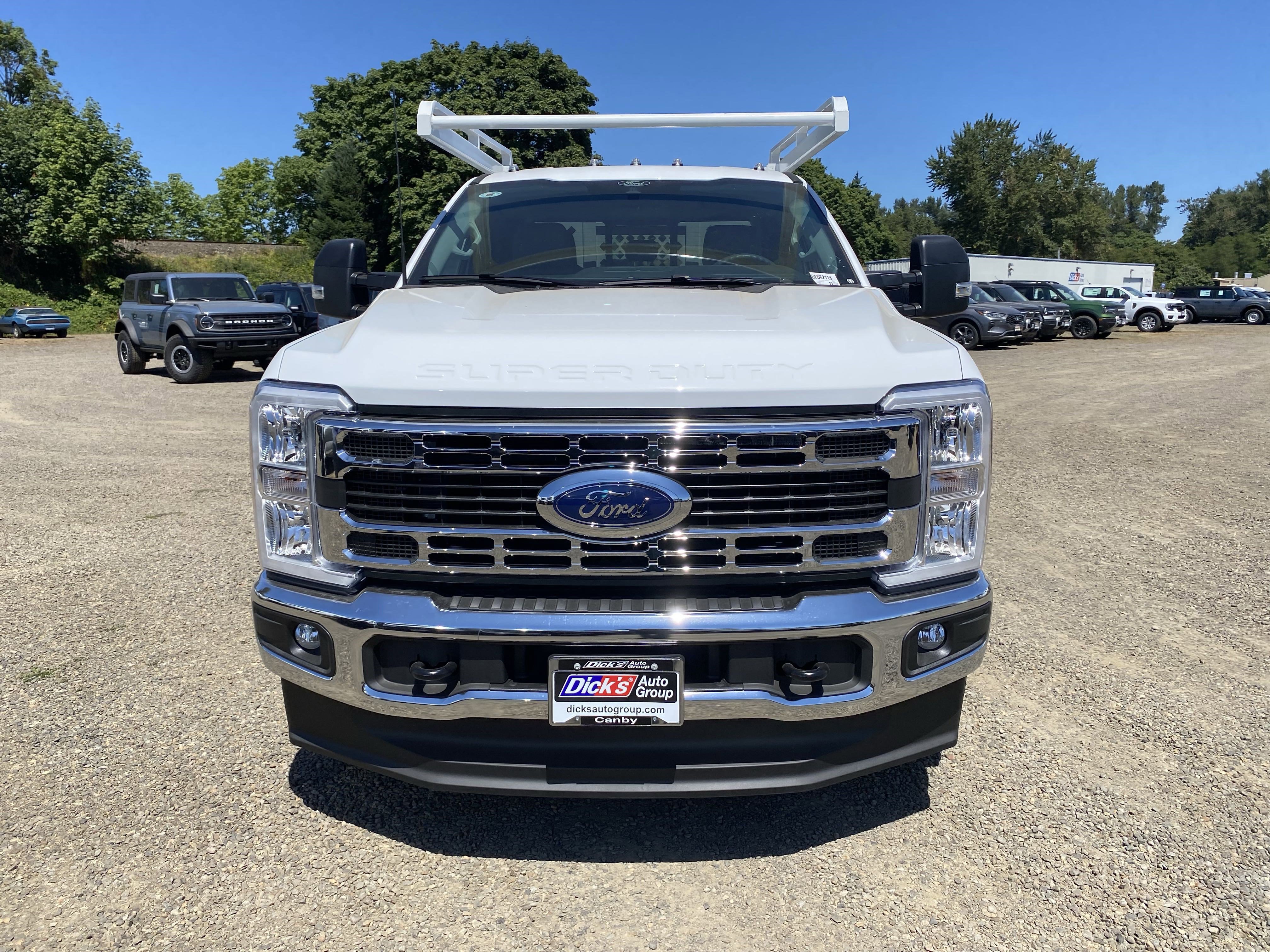 New 2025 Ford F350 XL w/ XL Chrome Package image 8