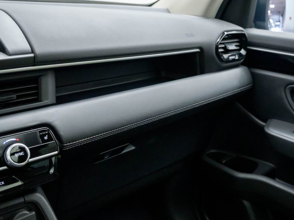 Certified 2024 Honda Pilot Touring image 29