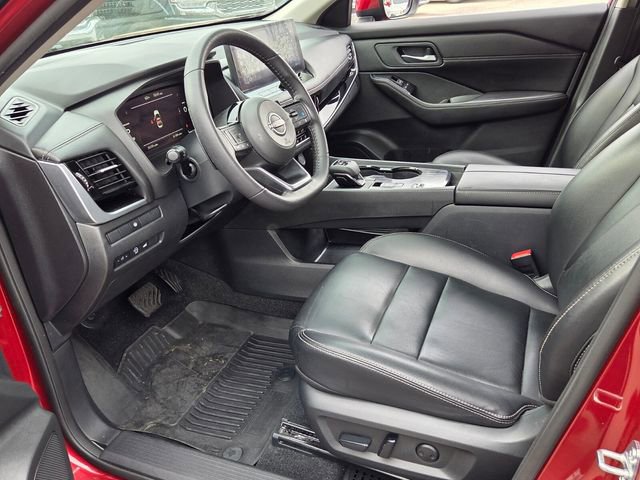 Used 2024 Nissan Rogue SL FWD image 13