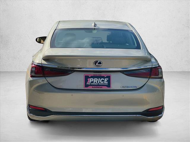 Used 2021 Lexus ES 300h w/ Premium Package FWD image 7