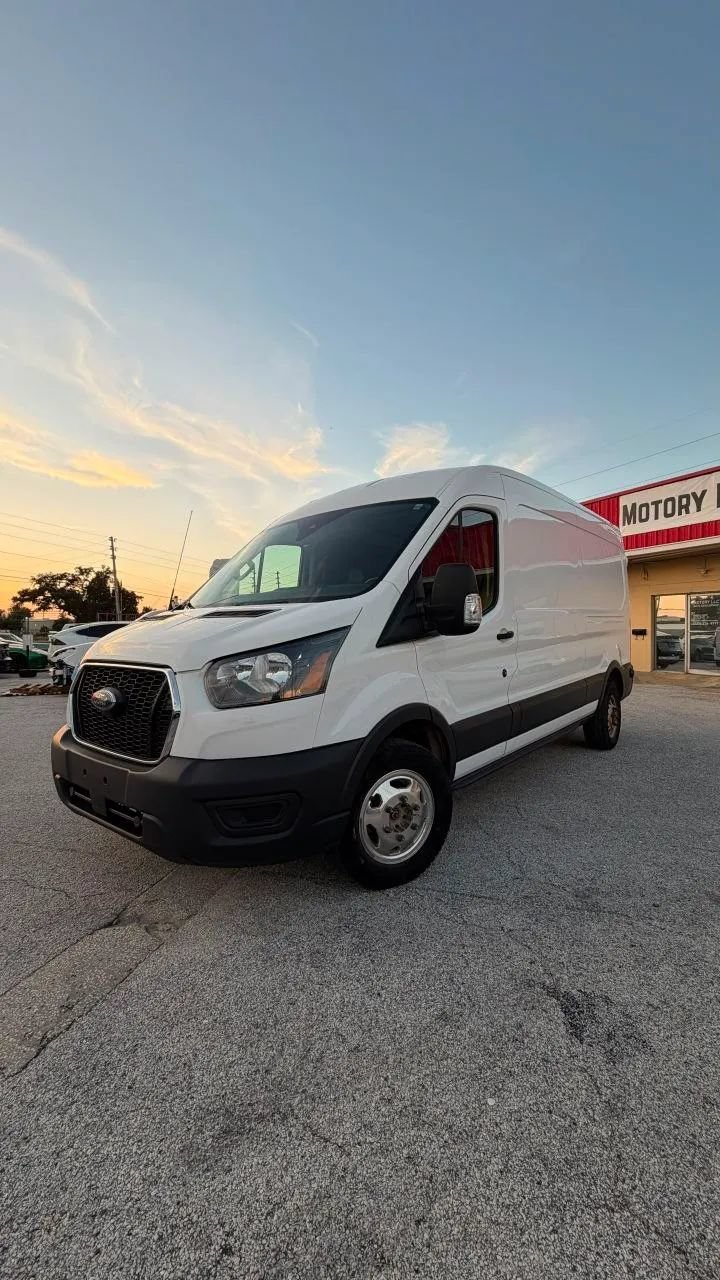 Used 2020 Ford Transit 250 Medium Roof AWD w/ Load Area Protection Package image 8