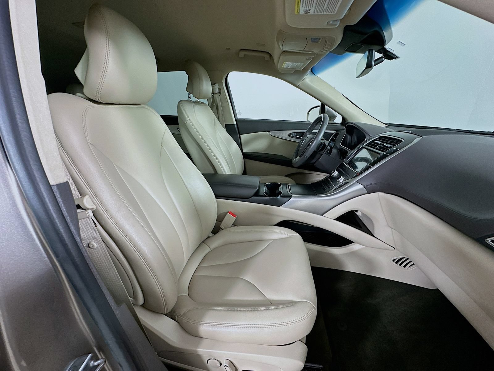 Used 2019 Lincoln Nautilus FWD image 41