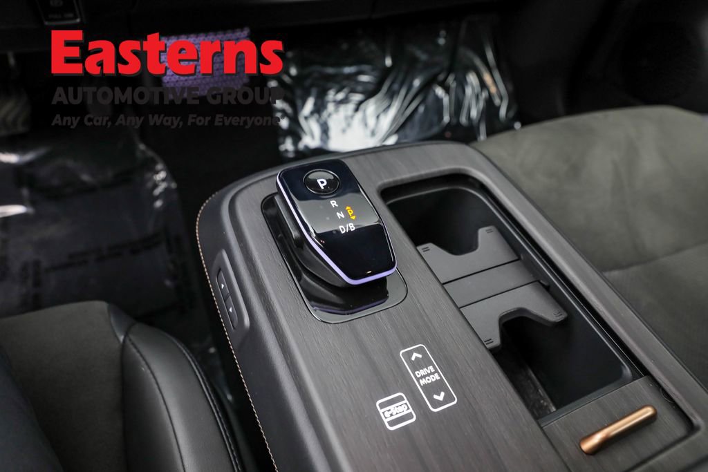 Used 2023 Nissan Ariya FWD image 13